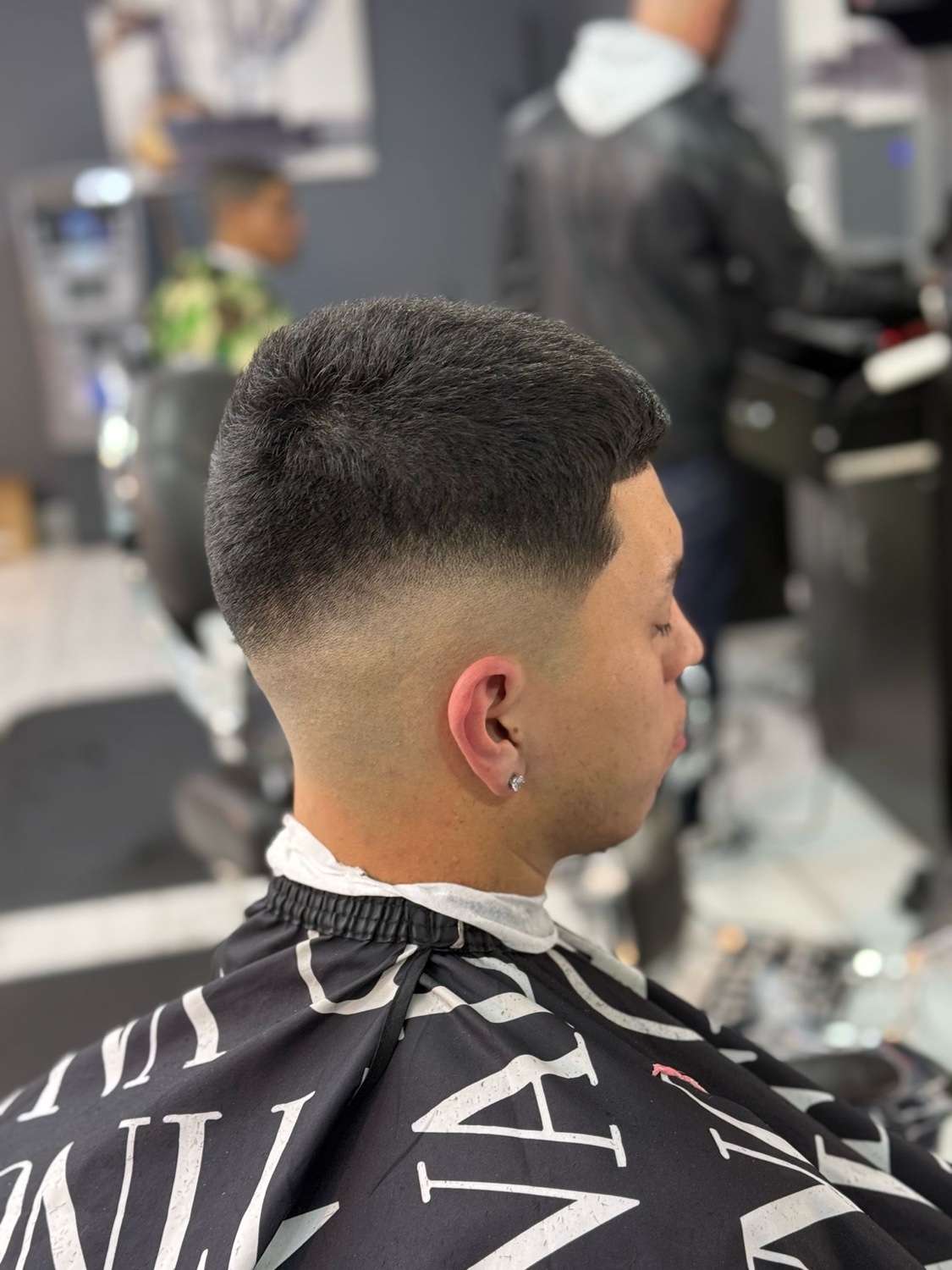 Mid fade with textured finish